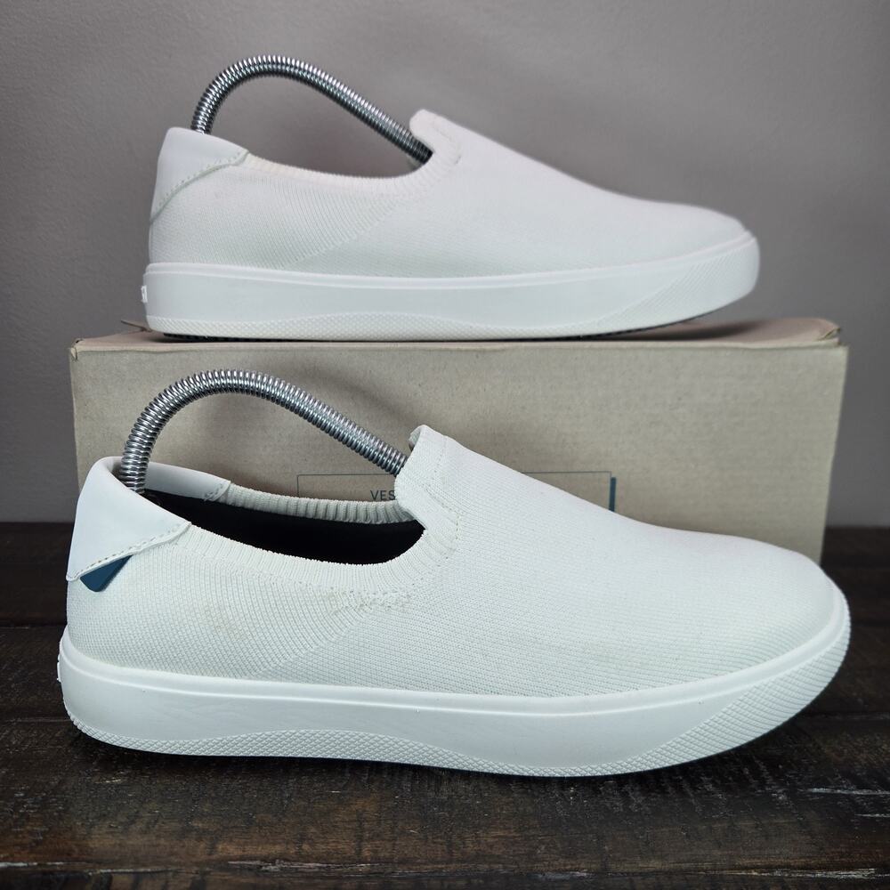 Vessi Boardwalk Slip On Womens Size 9 Waterproof Shoes Sneakers Sail White